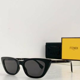 Picture of Fendi Sunglasses _SKUfw51889274fw